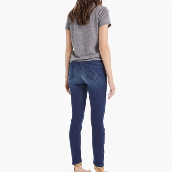 Mother Women's High Waisted Looker Ankle Fray Jeans In Tongue and Chic - Picture 14 of 15